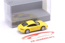 Porsche 911 (991) Carrera S Baujahr 2013 gelb 1:87 Minichamps