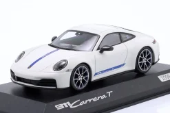 Porsche 911 Carrera T Coupe (992.2) Baujahr 2025 weiß 1:43 Minichamps