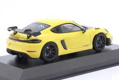 Porsche 718 (982) Cayman GT4 RS 2021 gelb / schwarze Felgen 1:43 Minichamps