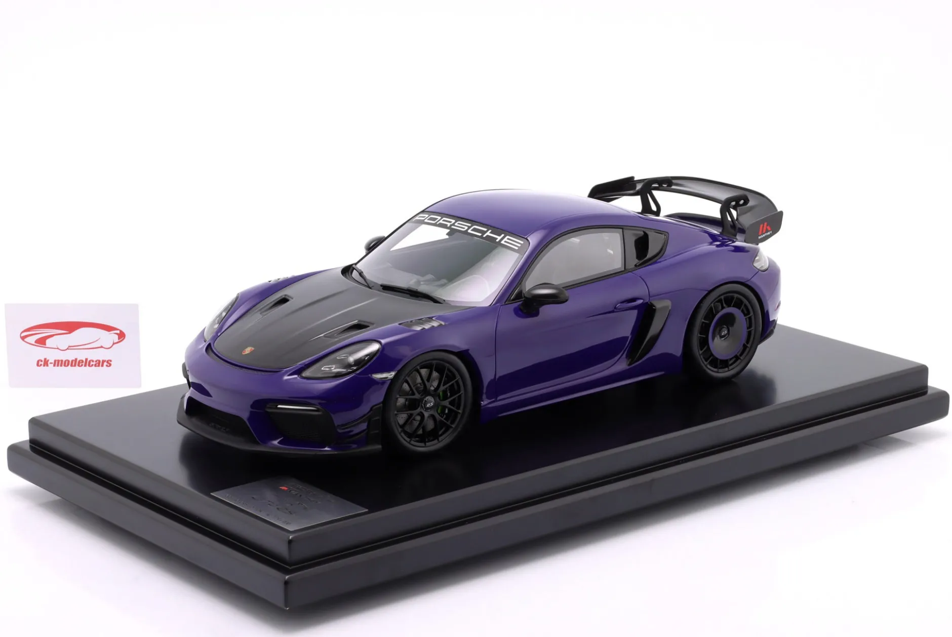 Porsche 718 Cayman GT4 RS (982) Manthey Kit 2024 ultraviolett 1:12 Spark