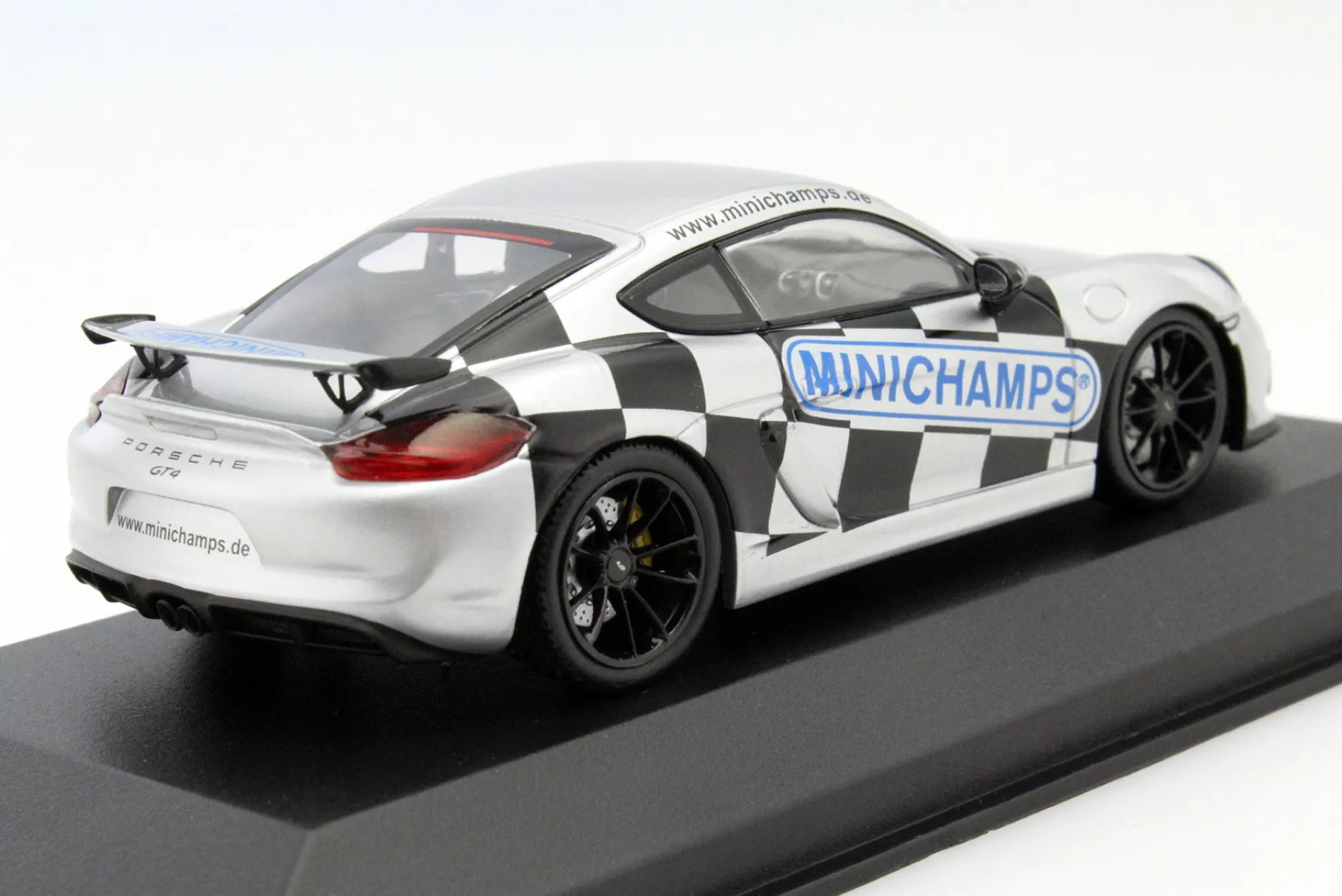 Porsche Cayman GT4 Sondermodell Spielwarenmesse Nürnberg 2017 1:43 Minichamps