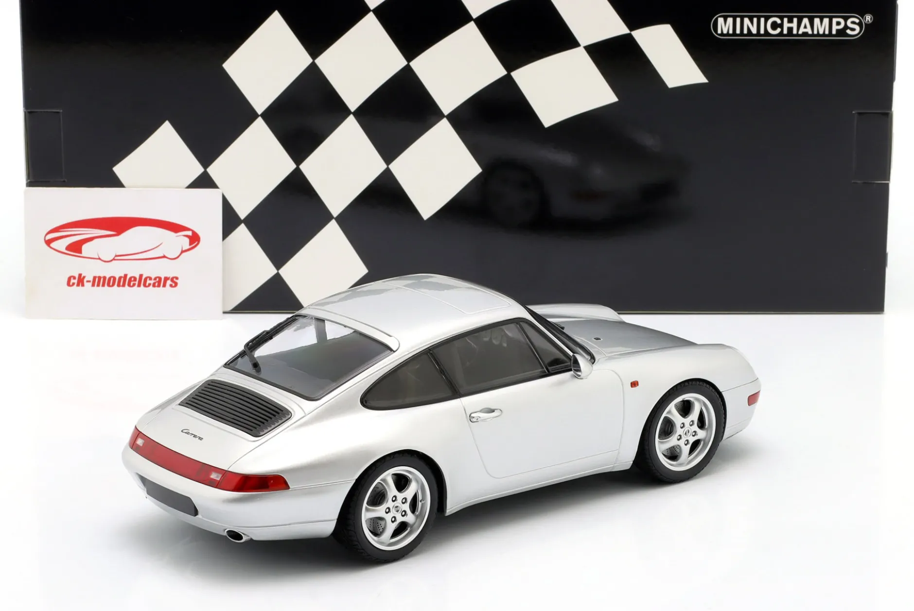 Porsche 911 (993) Coupe Baujahr 1993 silber 1:18 Minichamps