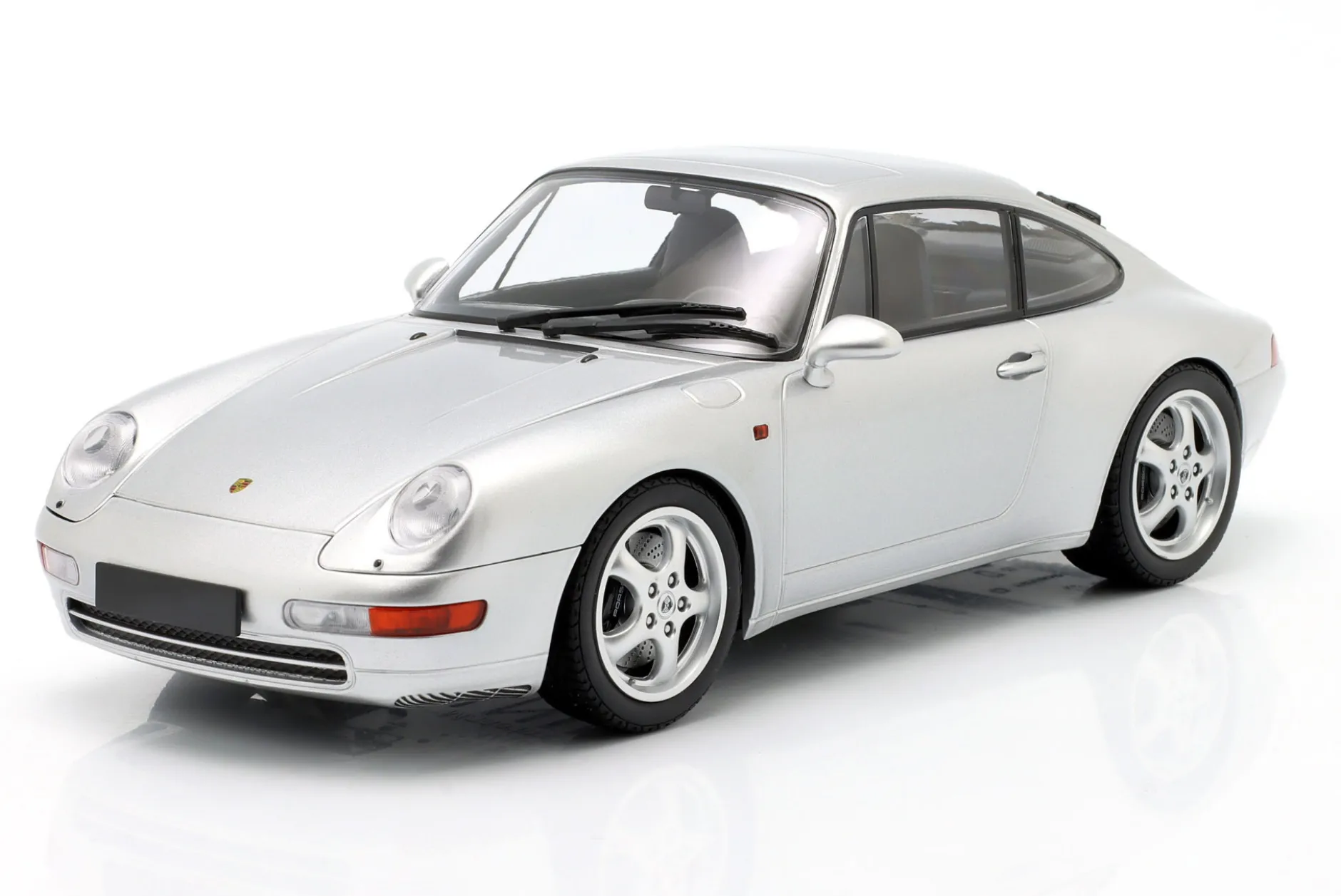 Porsche 911 (993) Coupe Baujahr 1993 silber 1:18 Minichamps