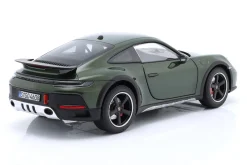 Porsche 911 (992) Dakar Baujahr 2023 oakgrün metallic 1:18 Norev