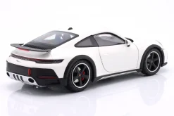 Porsche 911 (992) Dakar Baujahr 2022 weiß 1:18 Minichamps