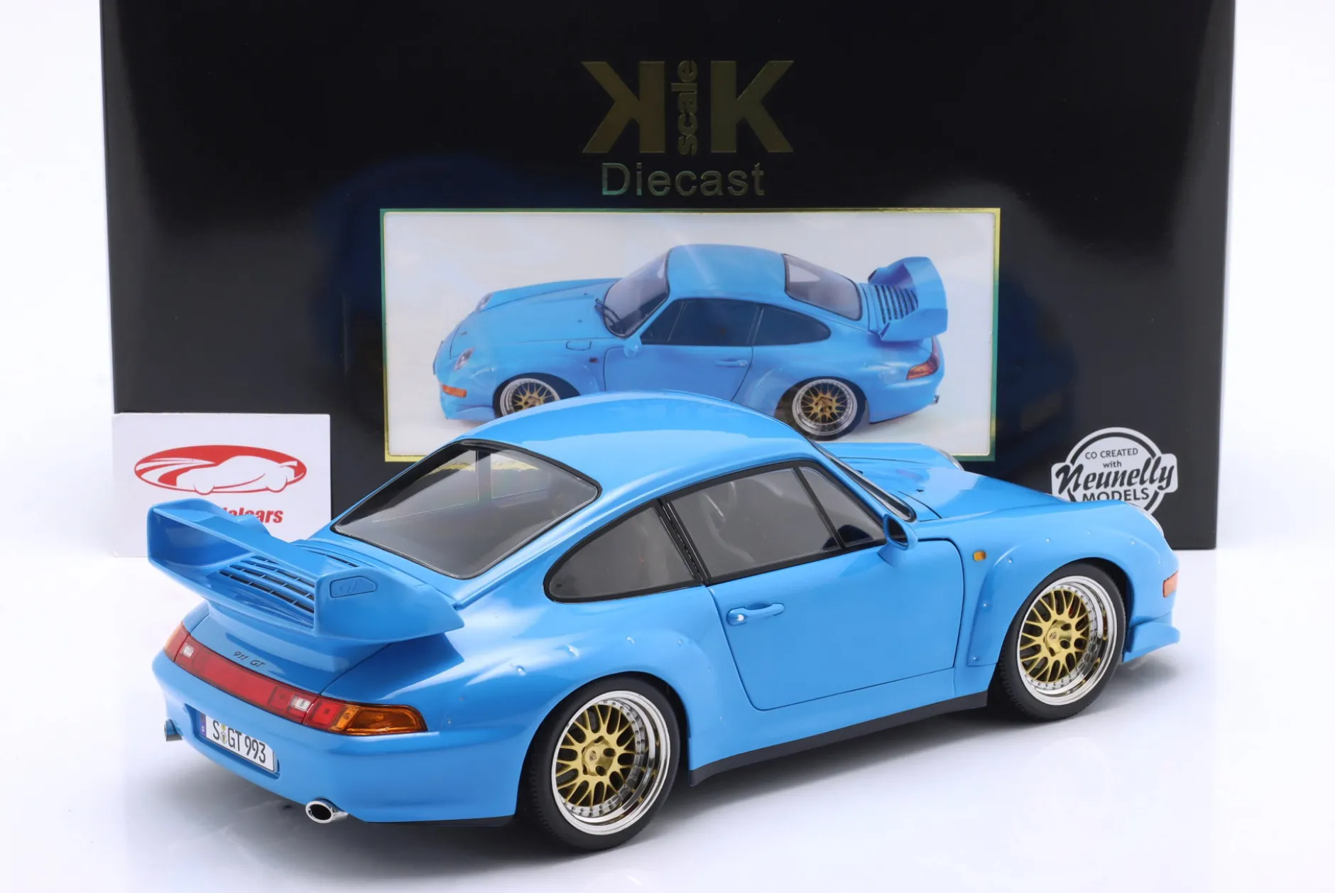 Porsche 911 (993) GT2 Baujahr 1996 hellblau / BBS Felgen 1:12 KK-Scale