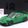 Porsche 911 (992.2) GT3 Baujahr 2025 pythongrün 1:18 GT-Spirit