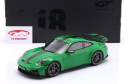 Porsche 911 (992.2) GT3 Baujahr 2025 pythongrün 1:18 GT-Spirit