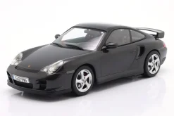Porsche 911 (996) GT2 Baujahr 2001 schwarz metallic 1:18 KK-Scale