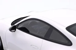 Porsche 911 (992) GT3 Baujahr 2021 weiß 1:12 Schuco