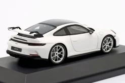 Porsche 911 (992) GT3 Baujahr 2021 weiß 1:43 Schuco