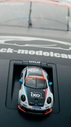 Porsche 911 GT3 Cup #15 Porsche Carrera Cup Deutschland 2025 D. Gregor 1:18 Ixo