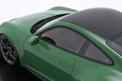 Porsche 911 GT3 (992) Manthey Kit 2024 auratiumgrün 1:12 Spark