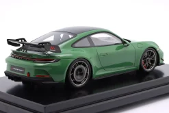 Porsche 911 GT3 (992) Manthey Kit 2024 auratiumgrün 1:12 Spark