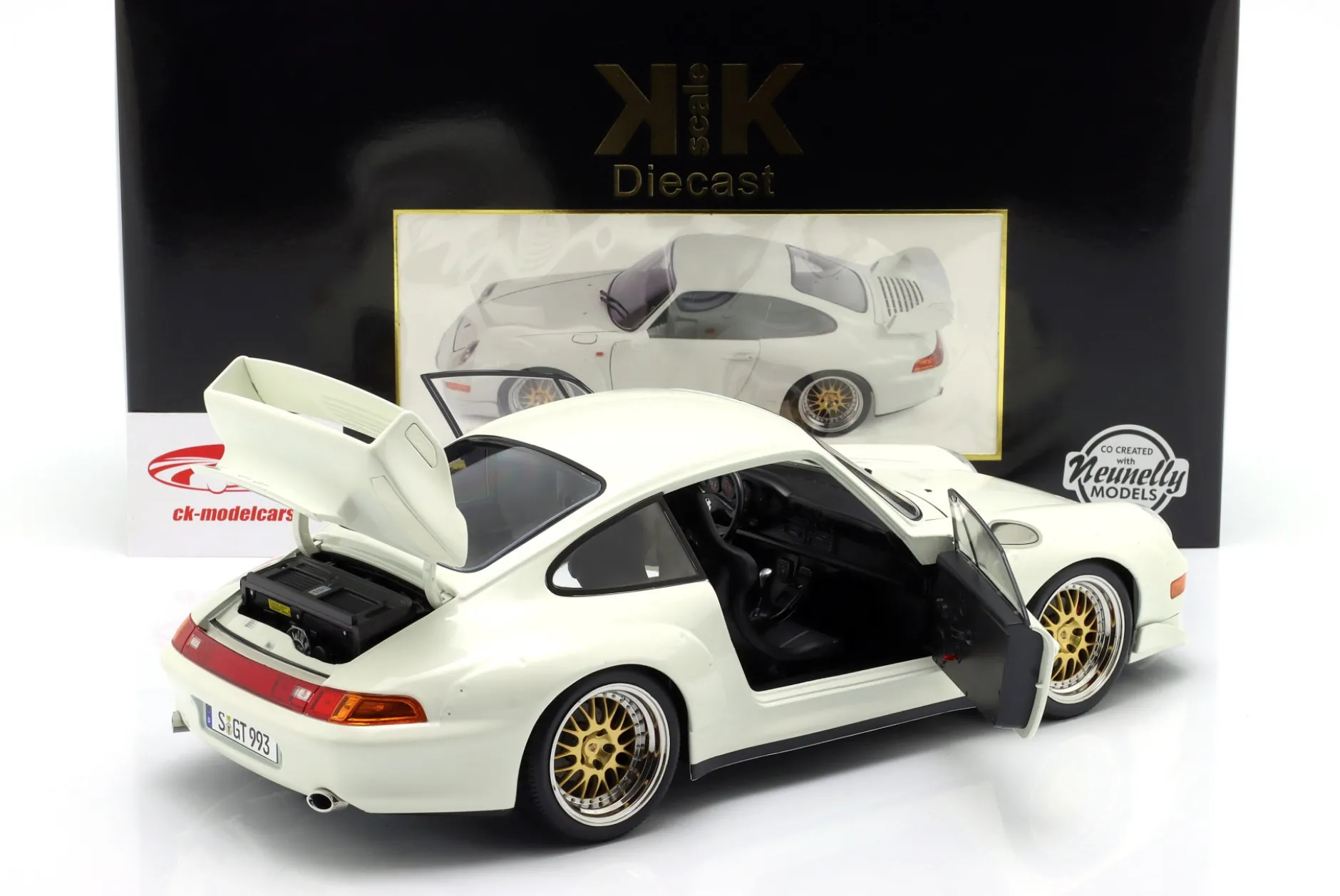 Porsche 911 (993) GT2 mit BBS Felgen Baujahr 1996 weiß 1:12 KK-Scale