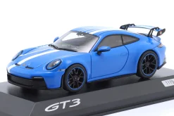 Porsche 911 (992) GT3 PEC Baujahr 2021 sharkblue / weiß 1:43 Minichamps