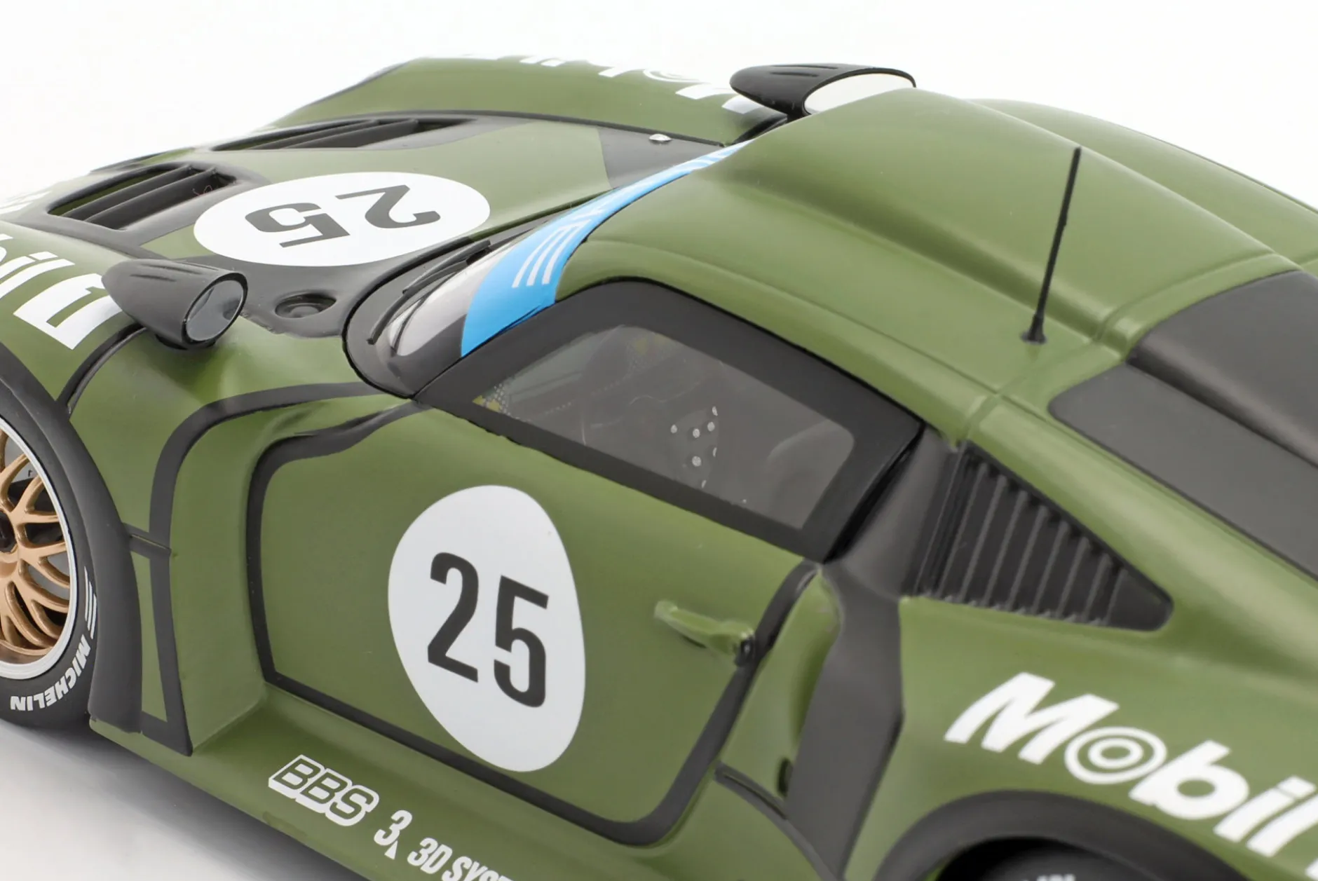 Porsche 911 GT1 #25 Prequalifying 24h LeMans 1996 Stuck, Wollek, Boutsen 1:18 WERK83