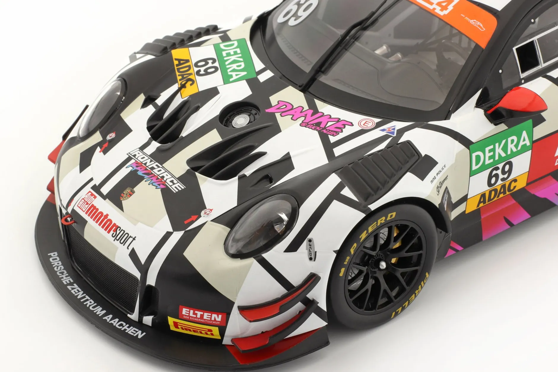 Porsche 911 (991) GT3 R #69 ADAC GT Masters Hockenheim 2018 Danke Fans 1:18 Ixo