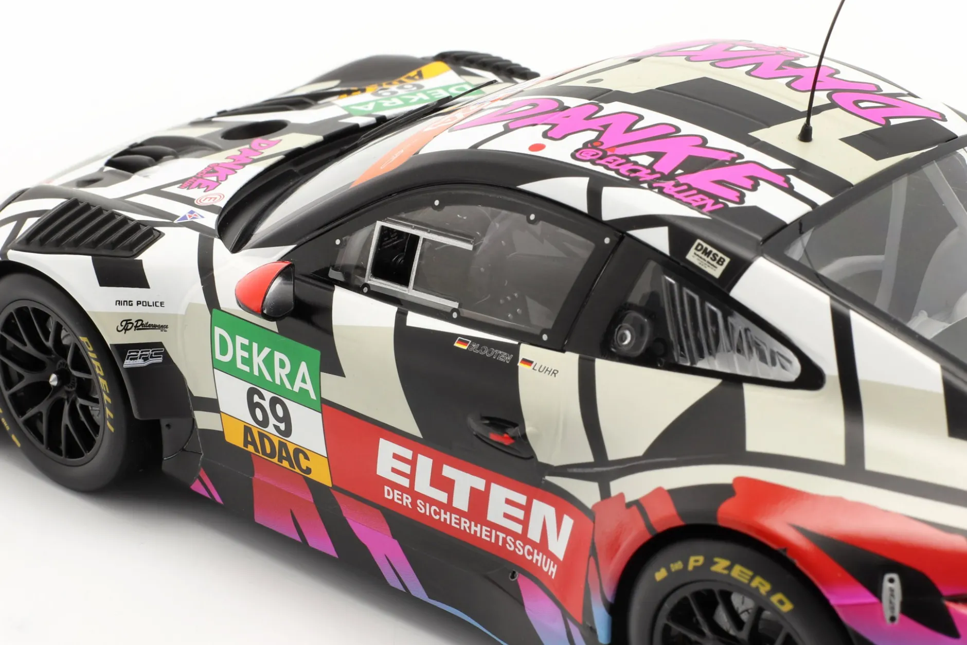 Porsche 911 (991) GT3 R #69 ADAC GT Masters Hockenheim 2018 Danke Fans 1:18 Ixo