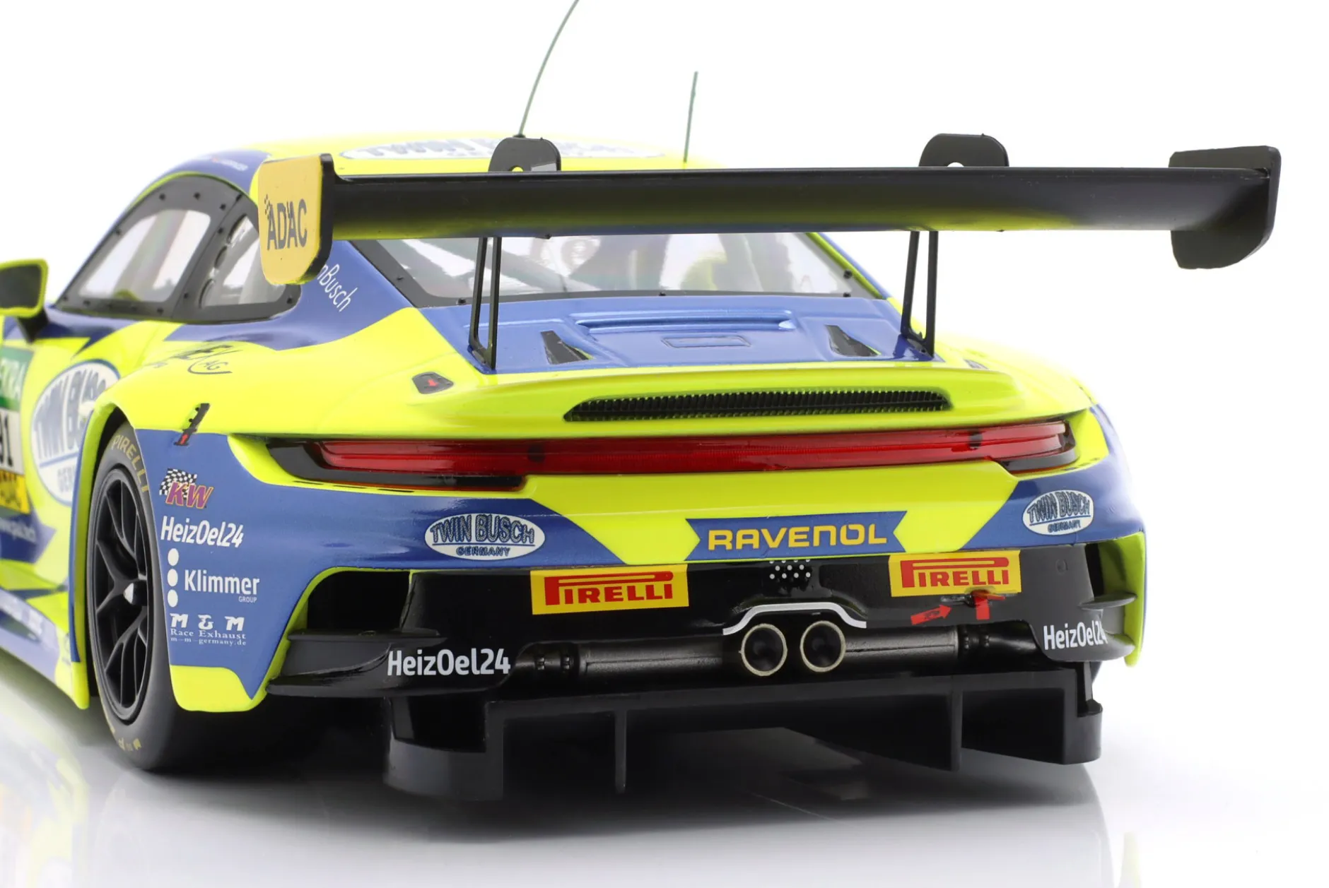 Porsche 911 GT3 R #91 ADAC GT Masters 2024 J. Kapfinger, M. Kapfinger 1:18 Ixo