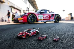 Porsche 911 GT3 R #29 DTM 2026 Bastian Buus Land Motorsport 1:64 Ixo