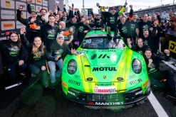 Porsche 911 GT3 R #90 DTM Champion 2025 Ayhancan Güven Manthey Greeno 1:18 Ixo