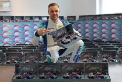 Porsche 911 (992) GT3 R #9 DTM 2023 Tim Heinemann 1:18 Ixo