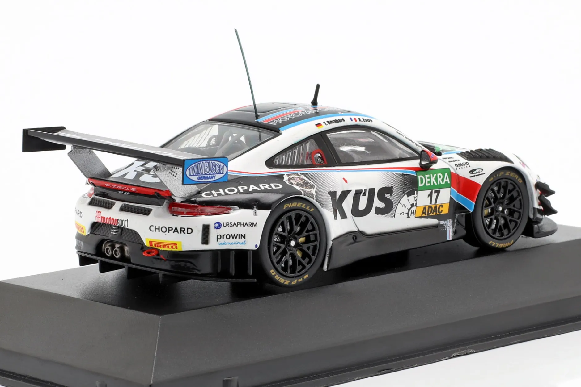 Porsche 911 (991) GT3 R #17 GT Masters 2018 Bernhard, Estre 1:43 CMR