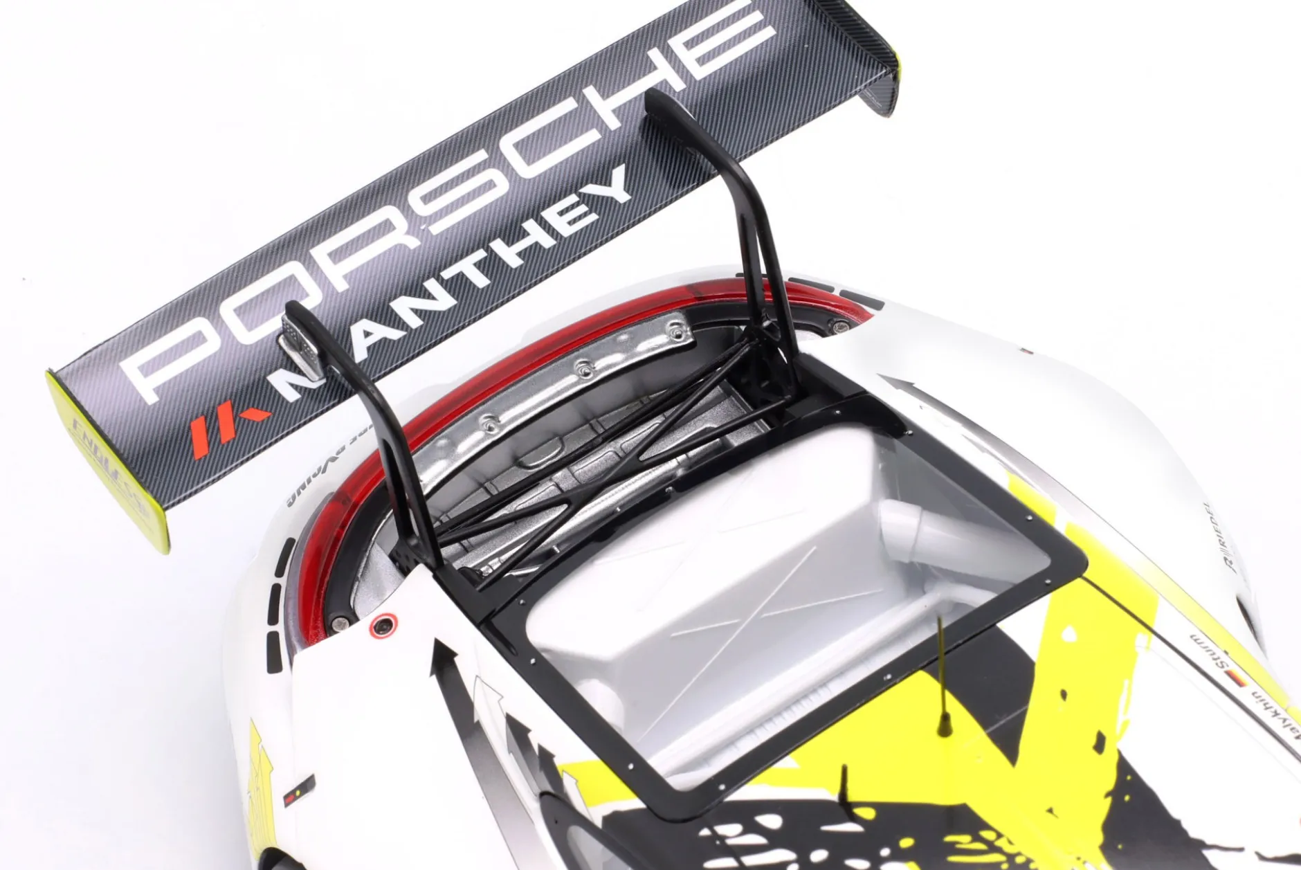 Porsche 911 GT3 R #92 24h LeMans 2024 Manthey PureRxcing 1:18 Minichamps