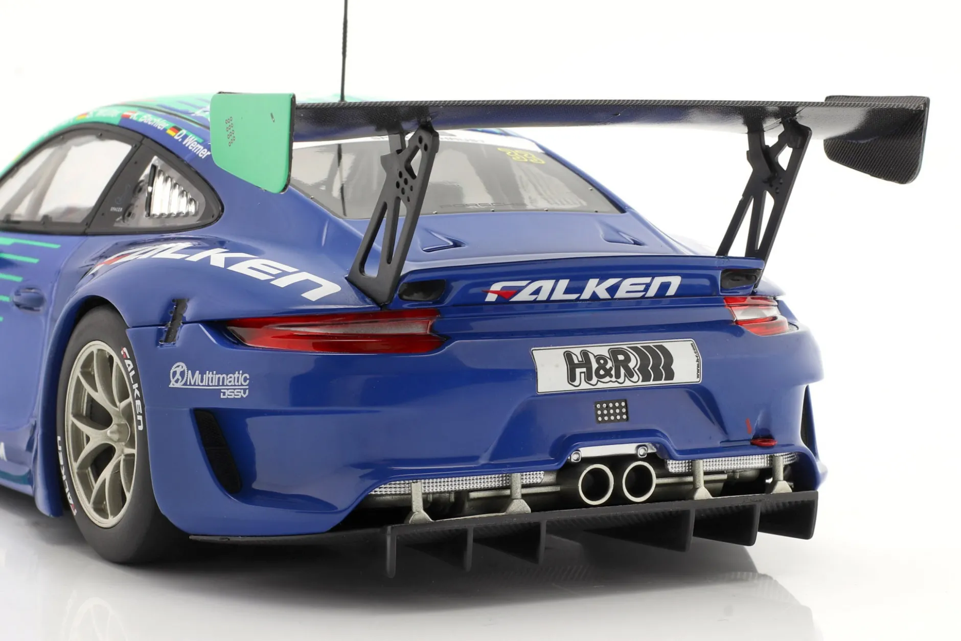 Porsche 911 GT3 R #33 24h Nürburgring 2020 Falken Motorsports 1:18 Minichamps