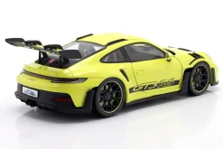 Porsche 911 (992) GT3 RS Baujahr 2024 neon lime 1:18 Solido