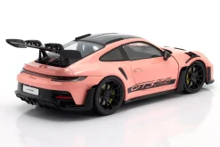 Porsche 911 (992) GT3 RS Baujahr 2024 pink 1:18 Solido