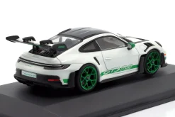 Porsche 911 (992) GT3 RS Baujahr 2023 weiß / grün 1:43 Solido
