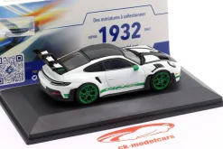 Porsche 911 (992) GT3 RS Baujahr 2023 weiß / grün 1:43 Solido
