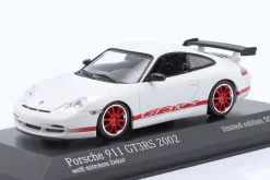 Porsche 911 (996) GT3 RS Baujahr 2002 weiß / rote Felgen 1:43 Minichamps