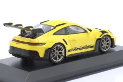 Porsche 911 (992) GT3 RS 2023 gelb / goldene Felgen 1:43 Minichamps