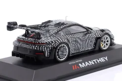 Porsche 911 (992) GT3 RS Manthey Kit 2024 schwarz / weiß 1:43 Spark