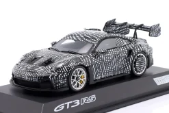 Porsche 911 (992) GT3 RS Manthey Kit 2024 schwarz / weiß 1:43 Spark
