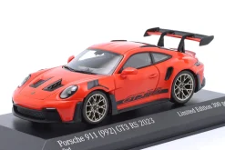 Porsche 911 (992) GT3 RS 2023 rot / goldene Felgen & Dekor 1:43 Minichamps