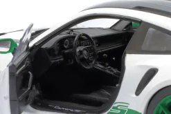 Porsche 911 (992) GT3 RS Tribute Carrera RS 2024 weiß / grün 1:18 Solido