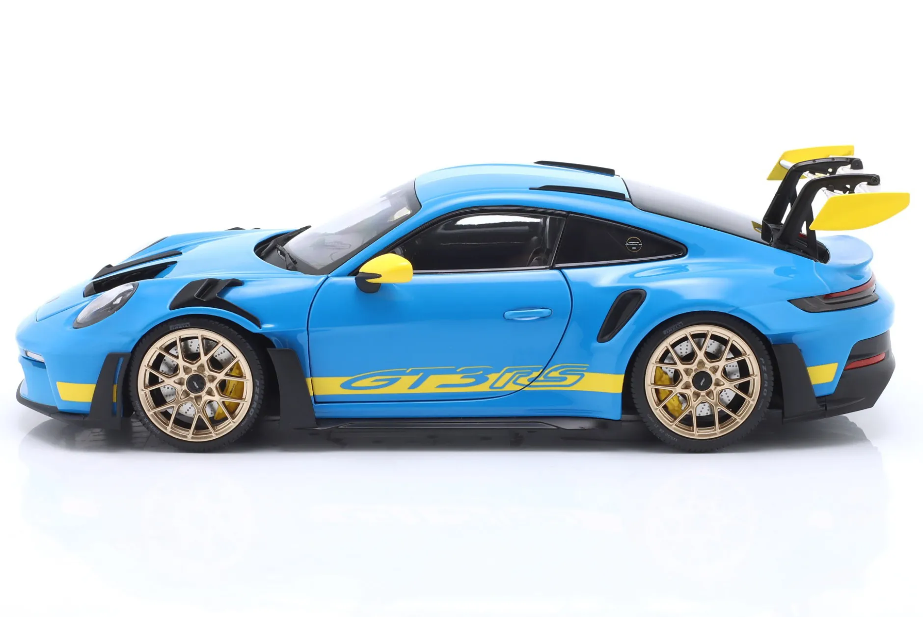 Porsche 911 (992) GT3 RS Tribute 24h Daytona 2003 Rivierablau 1:18 Minichamps