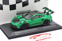 Porsche 911 (992) GT3 RS Weissach-Paket 2023 grün / schwarz 1:43 Minichamps