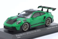 Porsche 911 (992) GT3 RS Weissach-Paket 2023 grün / goldene Felgen 1:43 Minichamps