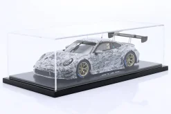 Porsche 911 (992) GT3 R Testcar Erlkönig weiß / schwarz 1:18 Spark