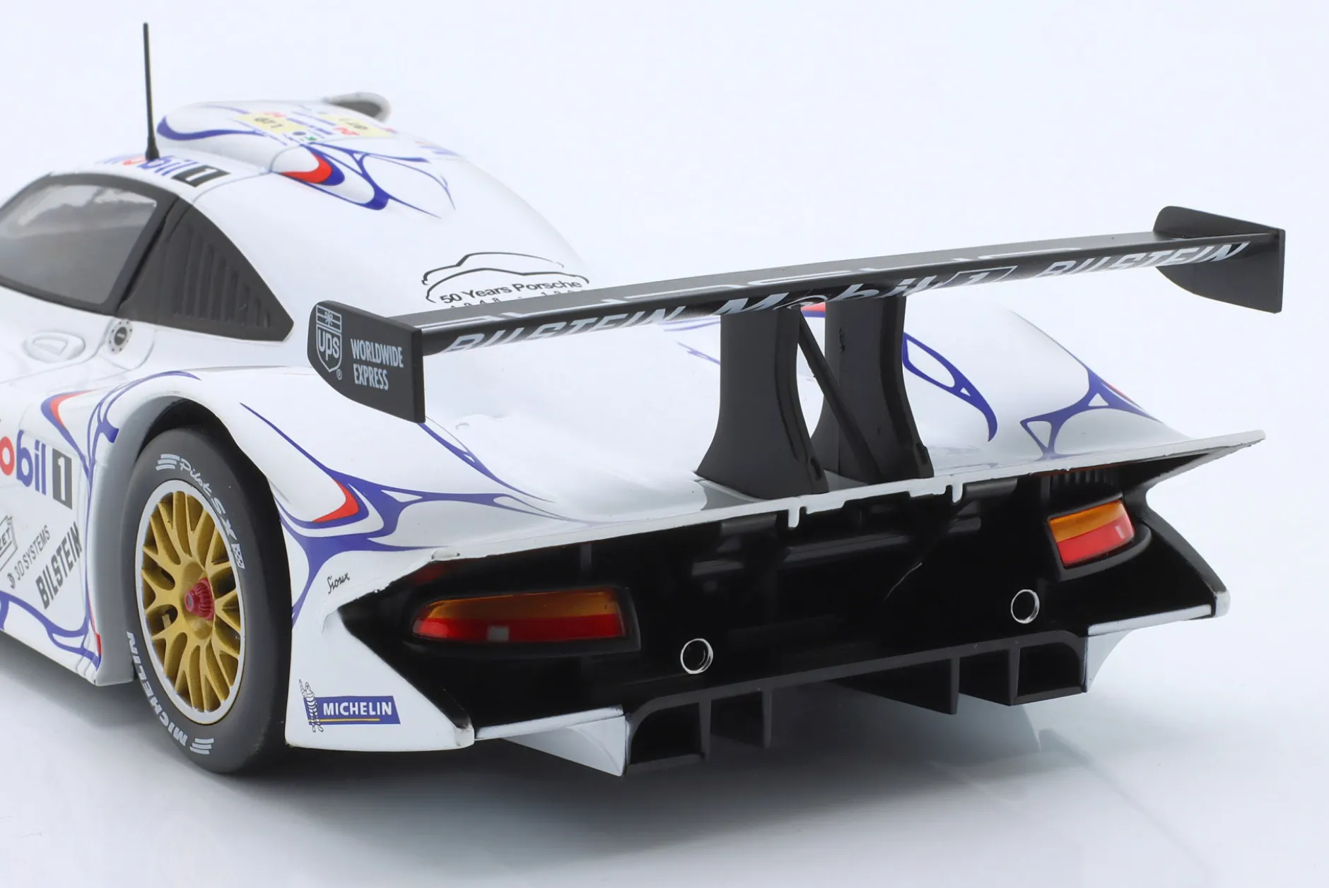 Porsche 911 GT1 #26 Sieger 24h LeMans 1998 McNish, Aiello, Ortelli 1:18 WERK83