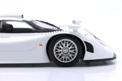 Porsche 911 GT1 Street Version 1998 weiß 1:18 WERK83