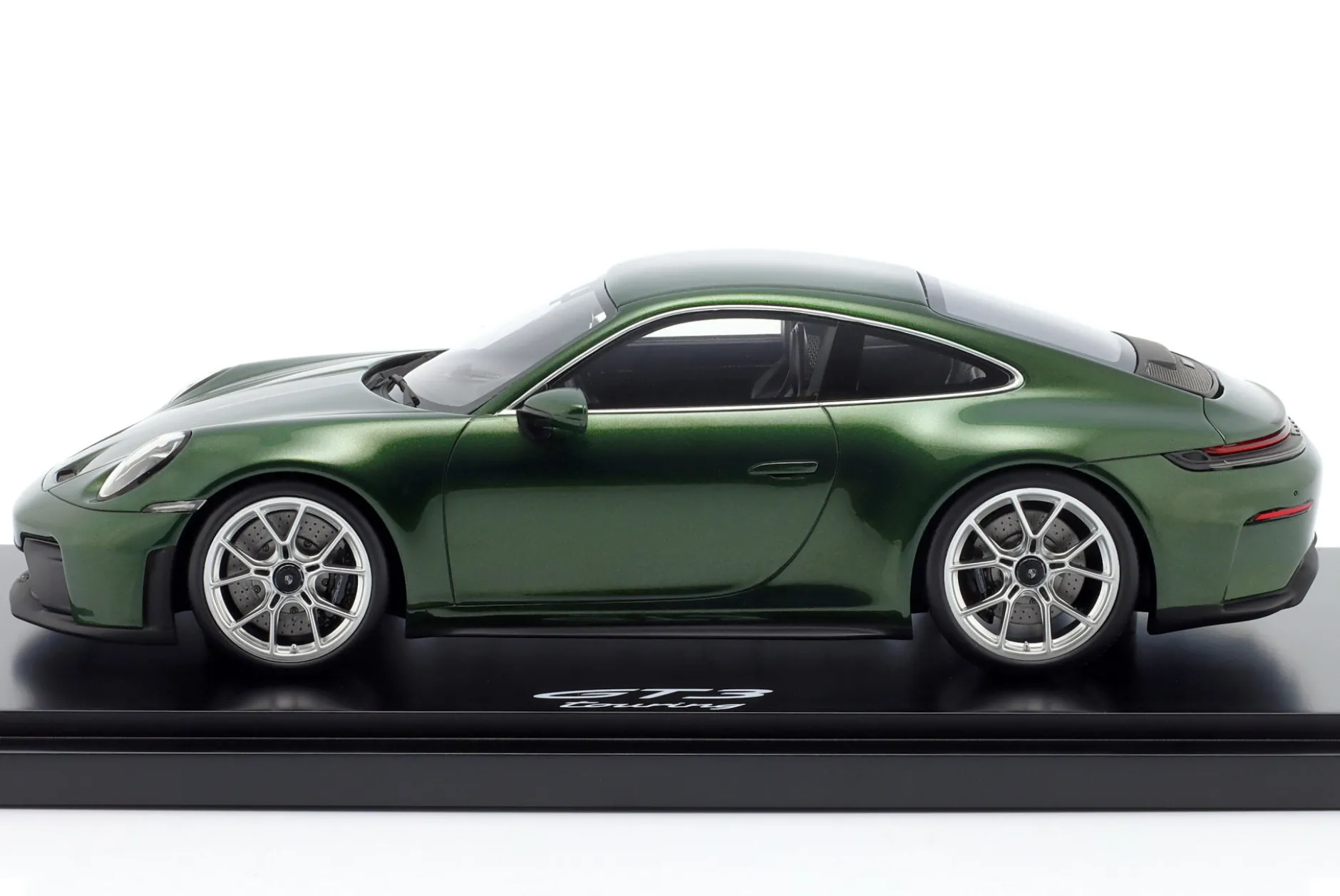 Porsche 911 (992.2) GT3 Touring Baujahr 2025 oakgrün metallic 1:18 Spark