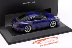 Porsche 911 (992.2) GT3 Touring-Paket 2025 enzianblau metallic 1:43 Spark