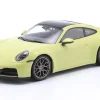 Porsche 911 (992 II) Carrera Coupe Baujahr 2024 gelb metallic 1:18 Minichamps