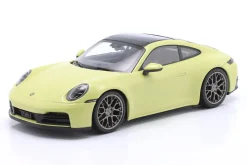 Porsche 911 (992 II) Carrera Coupe Baujahr 2024 gelb metallic 1:18 Minichamps